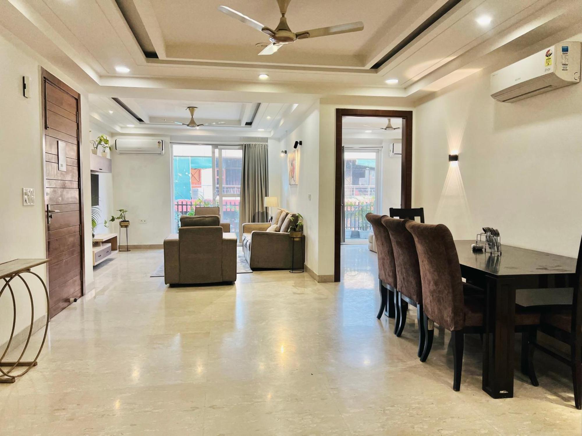 Bedchambers Serviced Apartments, Ardee City คูร์เคาน์ ภายนอก รูปภาพ