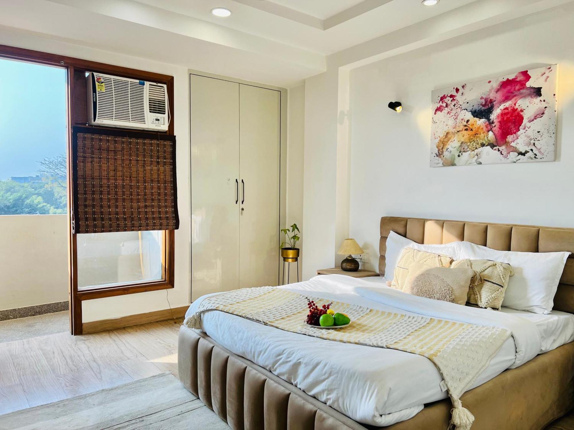 Bedchambers Serviced Apartments, Ardee City คูร์เคาน์ ภายนอก รูปภาพ