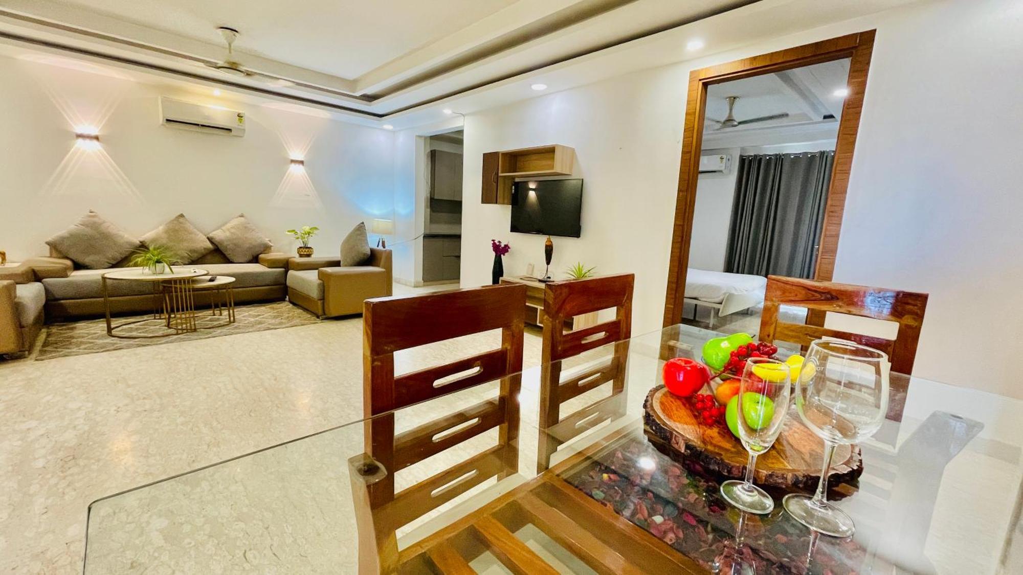 Bedchambers Serviced Apartments, Ardee City คูร์เคาน์ ภายนอก รูปภาพ