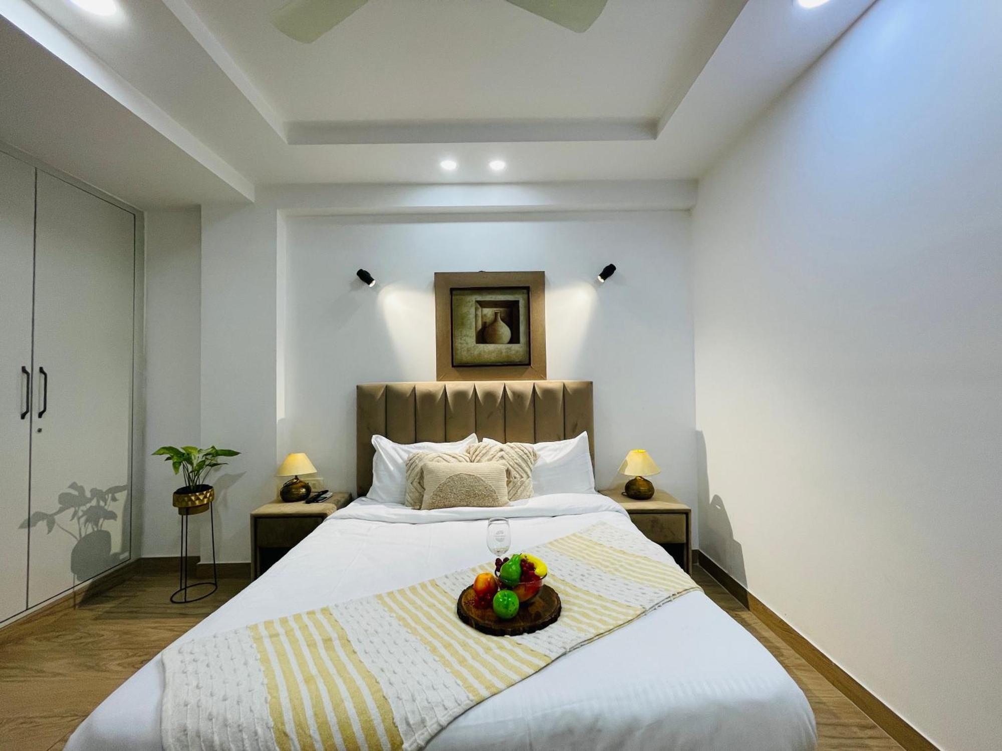Bedchambers Serviced Apartments, Ardee City คูร์เคาน์ ภายนอก รูปภาพ