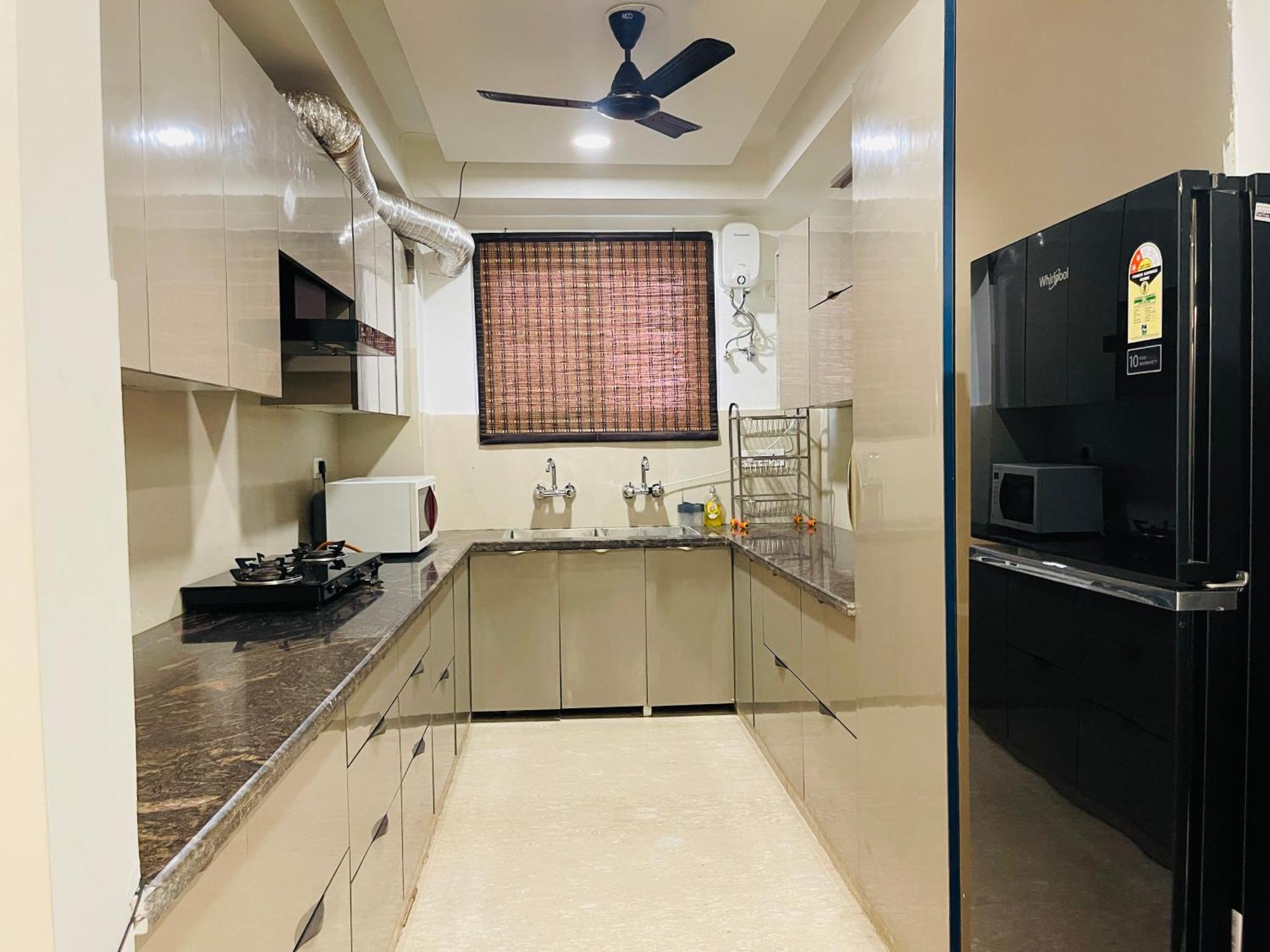 Bedchambers Serviced Apartments, Ardee City คูร์เคาน์ ภายนอก รูปภาพ