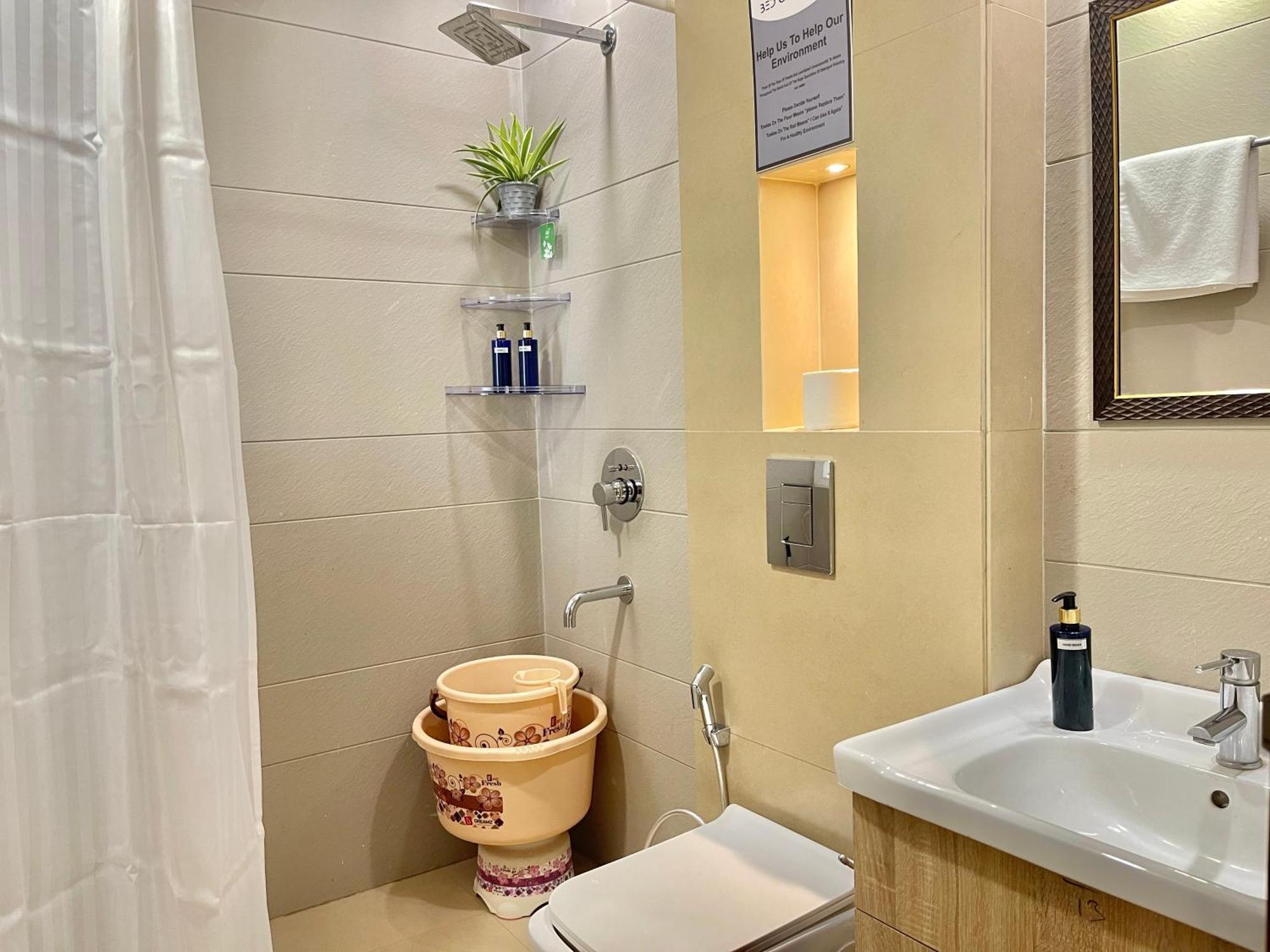 Bedchambers Serviced Apartments, Ardee City คูร์เคาน์ ภายนอก รูปภาพ